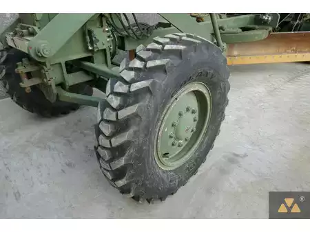 Grejdry 2007 Caterpillar 130G Ex-army (29)