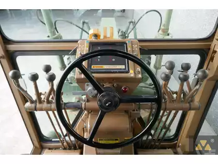 Grejdry 2007 Caterpillar 130G Ex-army (38)