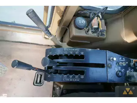 Grejdry 2007 Caterpillar 130G Ex-army (39)