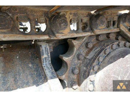 Kettenbagger 2021 Hitachi ZX210LC-6 (29)