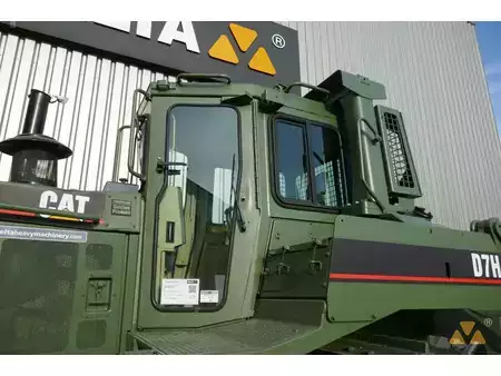 Planierraupe 1995 Caterpillar D7H II Ex-army (16)