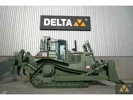 Planierraupe 1995 Caterpillar D7H II Ex-army (2)