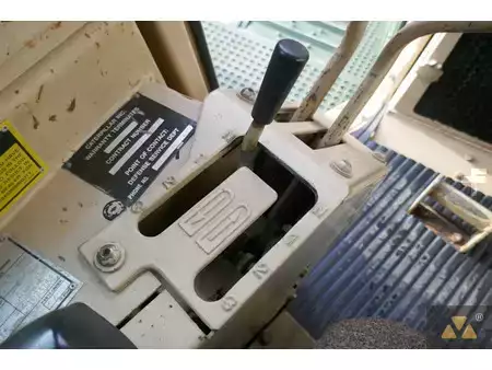 Planierraupe 1995 Caterpillar D7H II Ex-army (40)