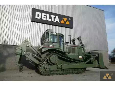 Planierraupe 1995 Caterpillar D7H II Ex-army (5)