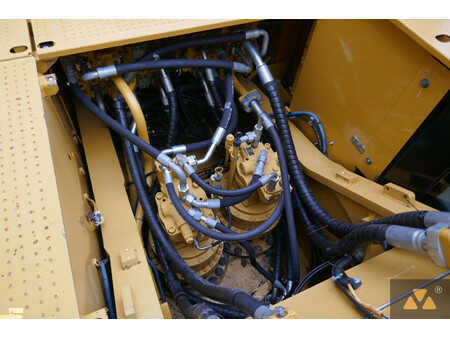 Kettenbagger 2020 Caterpillar 352F (21)