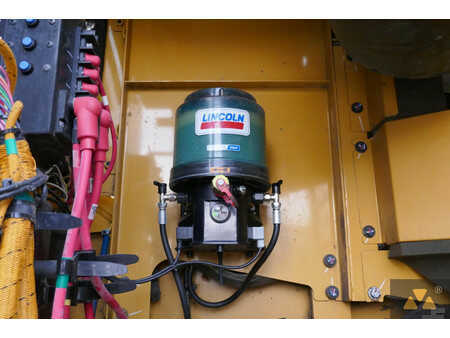 Kettenbagger 2020 Caterpillar 352F (22)