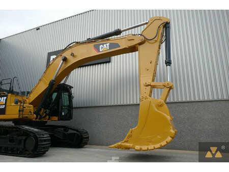 Kettenbagger 2020 Caterpillar 352F (9)