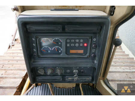 Bulldozer 1999 Caterpillar D6M LGP (39)