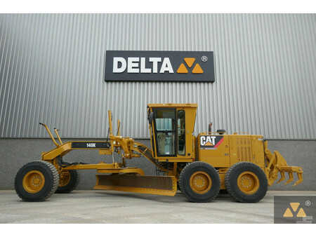 Osztályosok 2017 Caterpillar 140K (1)