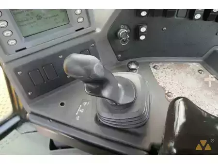 Dozer Apripista 2007 Caterpillar D8T (40)