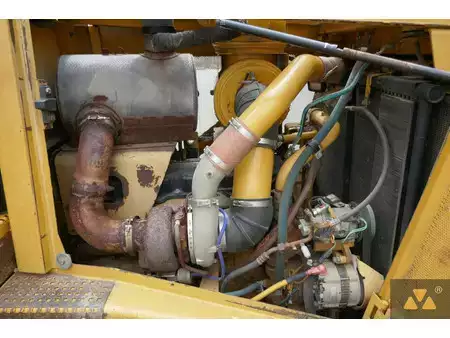 Bulldozere 2006 Caterpillar D8T (19)