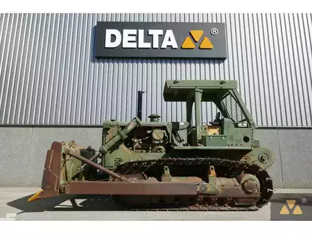 Telaketjupuskutraktorit 2007 Caterpillar D7G Ex-army (1)