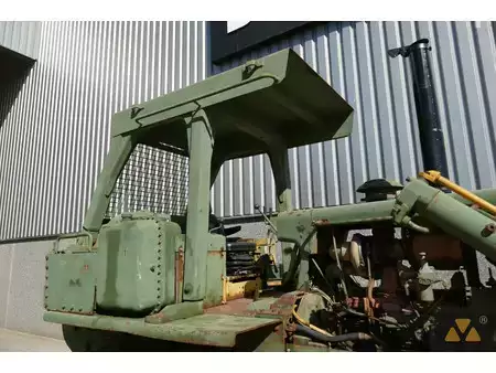 Telaketjupuskutraktorit 2007 Caterpillar D7G Ex-army (14)
