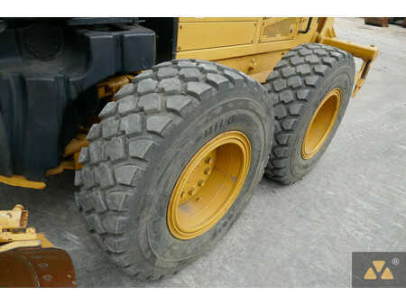 Livellatrici 2008 Caterpillar 140M (22)