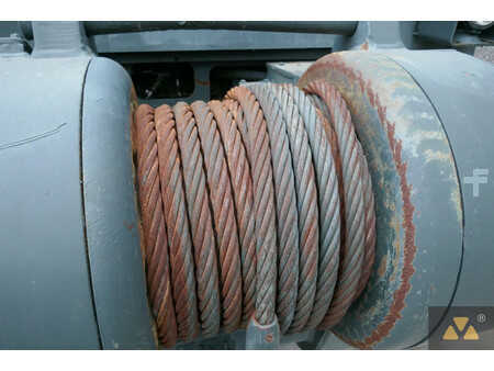 Grondschuivers 2009 Caterpillar D7G Ex-army (21)