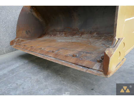 Wielladers 2022 Caterpillar 972M (13)