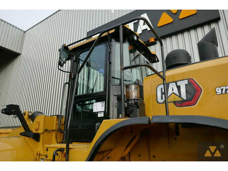 Wielladers 2022 Caterpillar 972M (19)