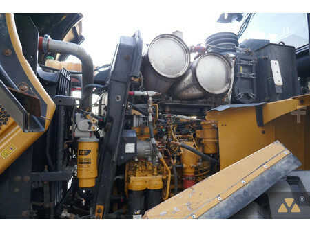 Wielladers 2022 Caterpillar 972M (28)
