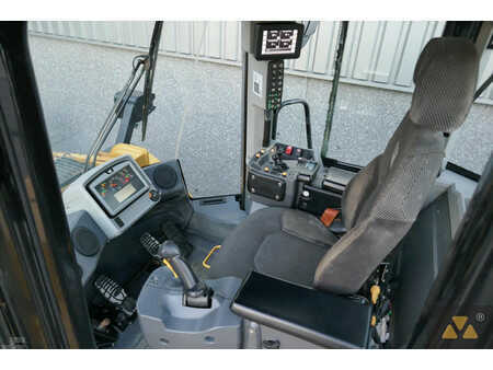 Wielladers 2022 Caterpillar 972M (7)