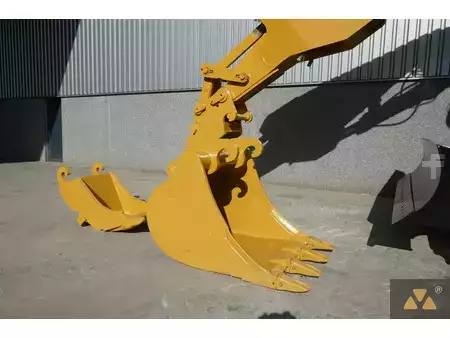 Lánctalpas kotrógép 2013 Caterpillar 328D LCR Tunnelling excavator (21)