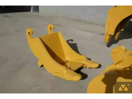 Lánctalpas kotrógép 2013 Caterpillar 328D LCR Tunnelling excavator (29)