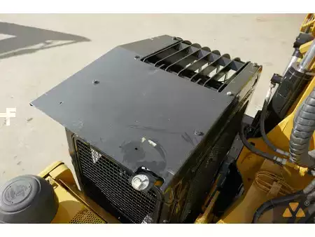 Lánctalpas kotrógép 2013 Caterpillar 328D LCR Tunnelling excavator (33)