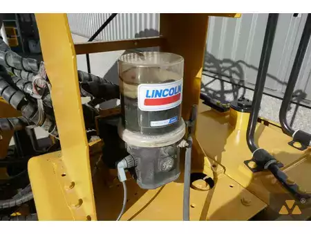 Lánctalpas kotrógép 2013 Caterpillar 328D LCR Tunnelling excavator (34)