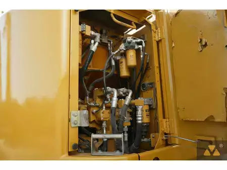 Lánctalpas kotrógép 2013 Caterpillar 328D LCR Tunnelling excavator (39)