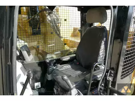 Lánctalpas kotrógép 2013 Caterpillar 328D LCR Tunnelling excavator (7)