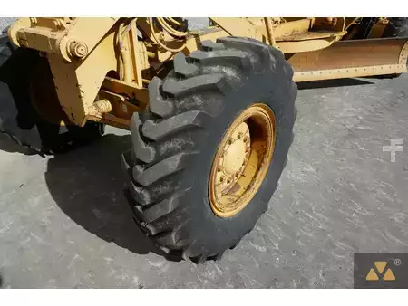 Gradere 1997 Caterpillar 140H (28)