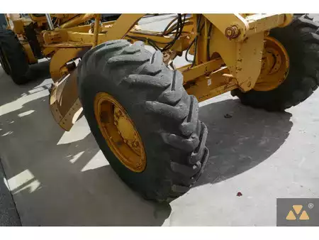 Gradere 1997 Caterpillar 140H (29)