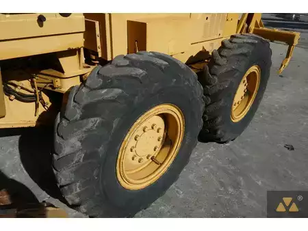 Gradere 1997 Caterpillar 140H (30)