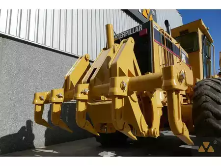 Gradere 1997 Caterpillar 140H (9)