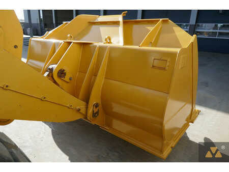 Kolové nakladače 2022 Caterpillar 950M (15)