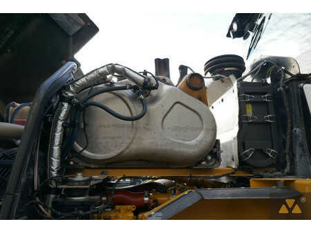 Kolové nakladače 2022 Caterpillar 950M (23)