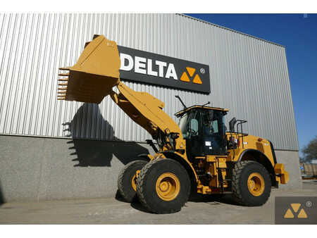 Kolové nakladače 2022 Caterpillar 950M (3)