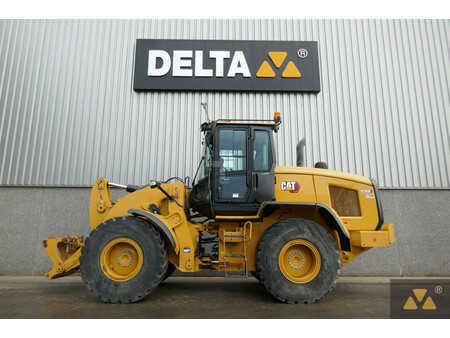 Cargadoras de ruedas 2021 Caterpillar 926M (1)