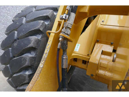 Cargadoras de ruedas 2021 Caterpillar 926M (17)