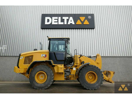 Cargadoras de ruedas 2021 Caterpillar 926M (2)