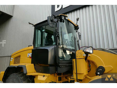 Cargadoras de ruedas 2021 Caterpillar 926M (20)
