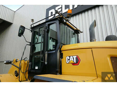 Cargadoras de ruedas 2021 Caterpillar 926M (21)