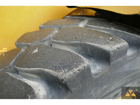 Cargadoras de ruedas 2021 Caterpillar 926M (23)