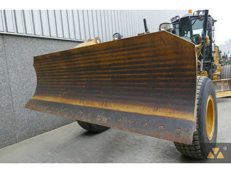 Grejdry 2018 Caterpillar 160M (12)