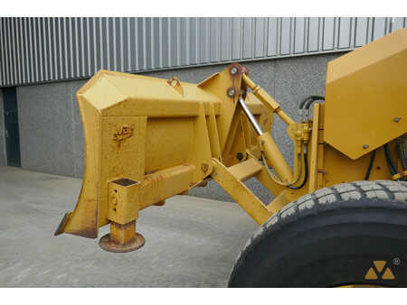 Grejdry 2018 Caterpillar 160M (14)