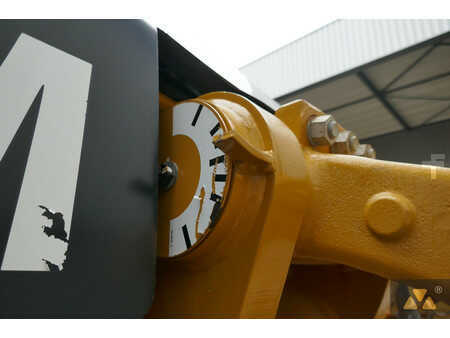 Grejdry 2018 Caterpillar 160M (32)