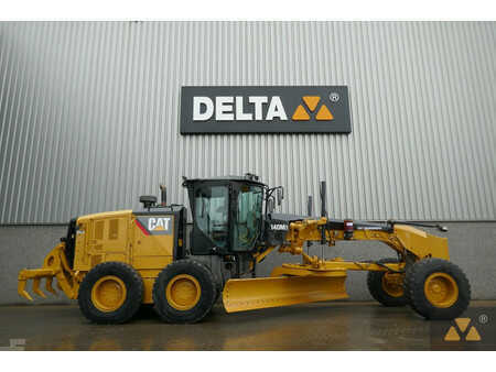 Osztályosok 2018 Caterpillar 140M3 (2)