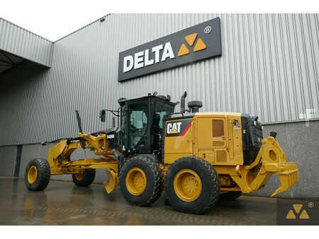 Osztályosok 2018 Caterpillar 140M3 (8)