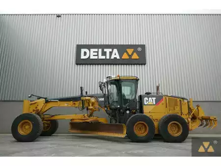 Niveleuse 2012 Caterpillar 14M (1)