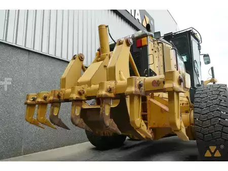 Niveleuse 2012 Caterpillar 14M (10)