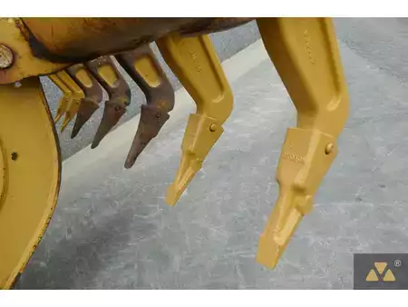 Niveleuse 2012 Caterpillar 14M (11)